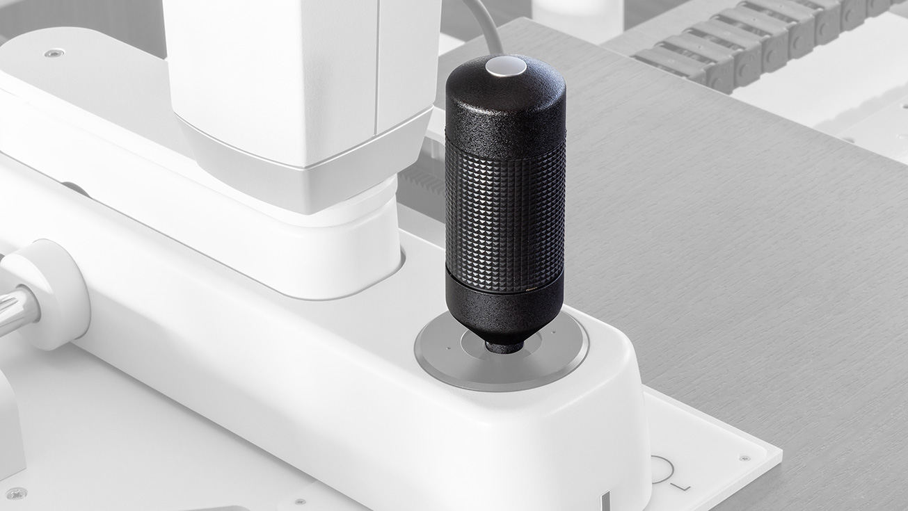 New Joystick for Keratograph® 5M: Now with Release Function